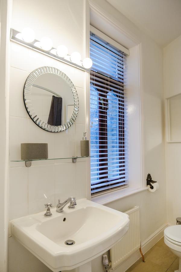 St John'S Cottage - Simple2Let Serviced Apartments Halifax Esterno foto